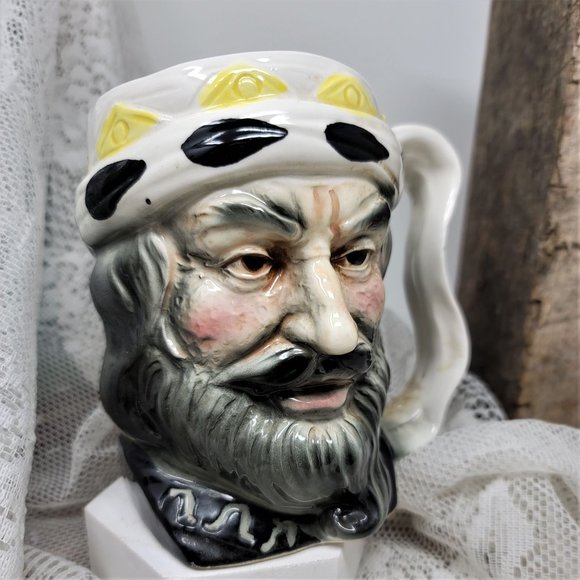 Ceramic Toby Mug Featuring Gray-Haired and Bearded Man - Picture 3 of 6